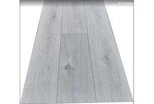 Ламинат EUROWOOD Prima Дуб Магия 1380х193x10мм, 4V, 33 кл. (1,598 кв.м.)